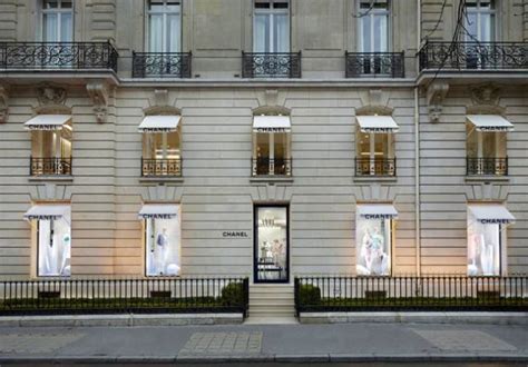 chanel avenue montaigne opening hours|chanel boutiques montaigne.